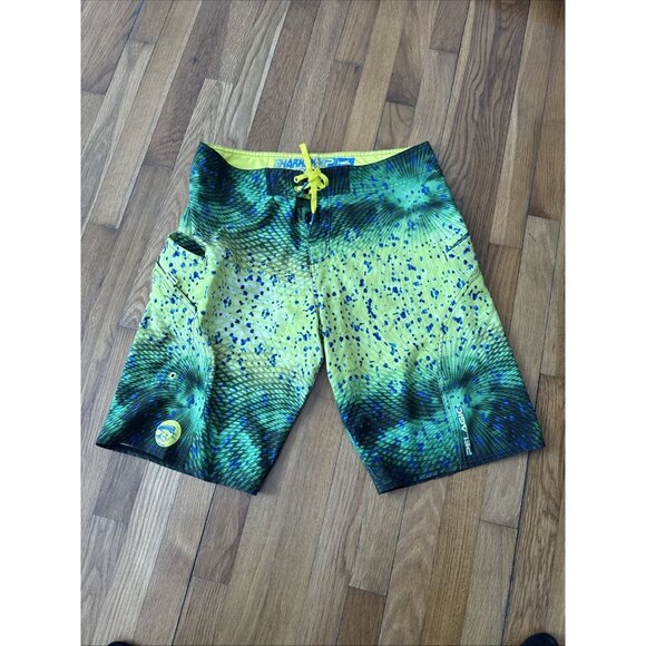 Pelagic Boardshort Swim Trunks Fishing Mahi Mahi Print Neon Green Size 34 - Picture 1 of 4